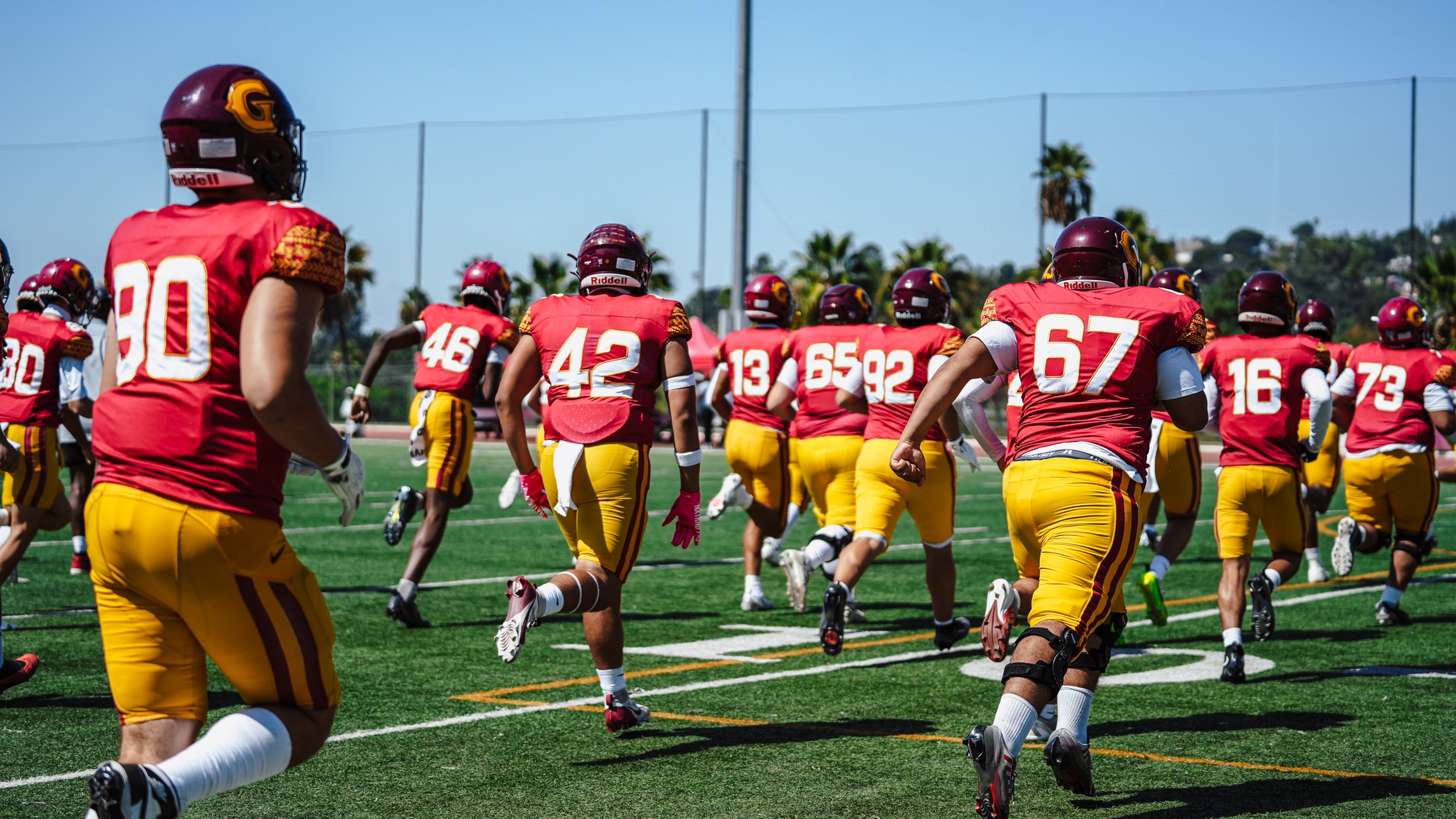 Vaqueros Show Fight but Fall to Santa Monica, 27&ndash;14
