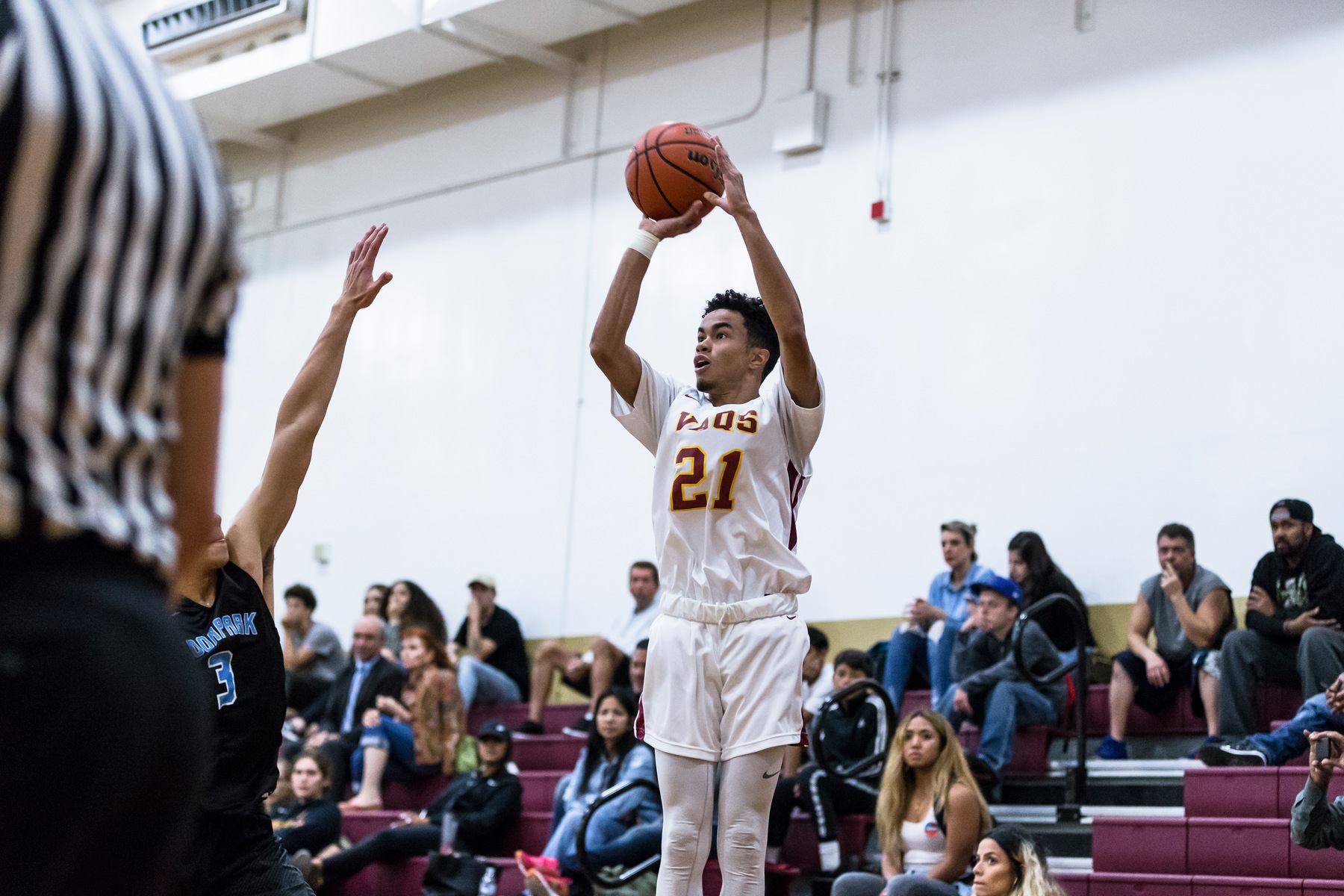 Glendale falls to Pierce 55-52 in West L.A. Tournament
