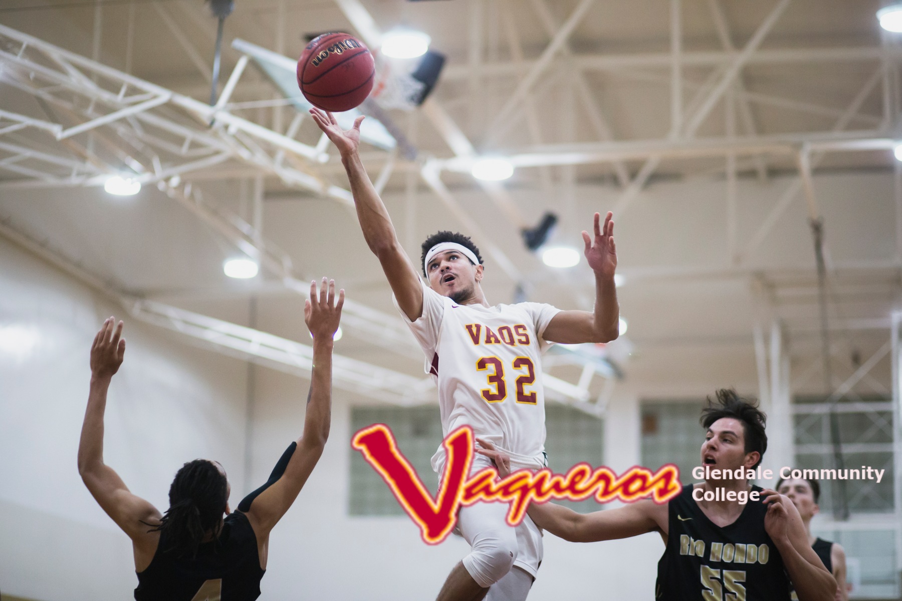 Glendale falls to Santa Monica 85-60