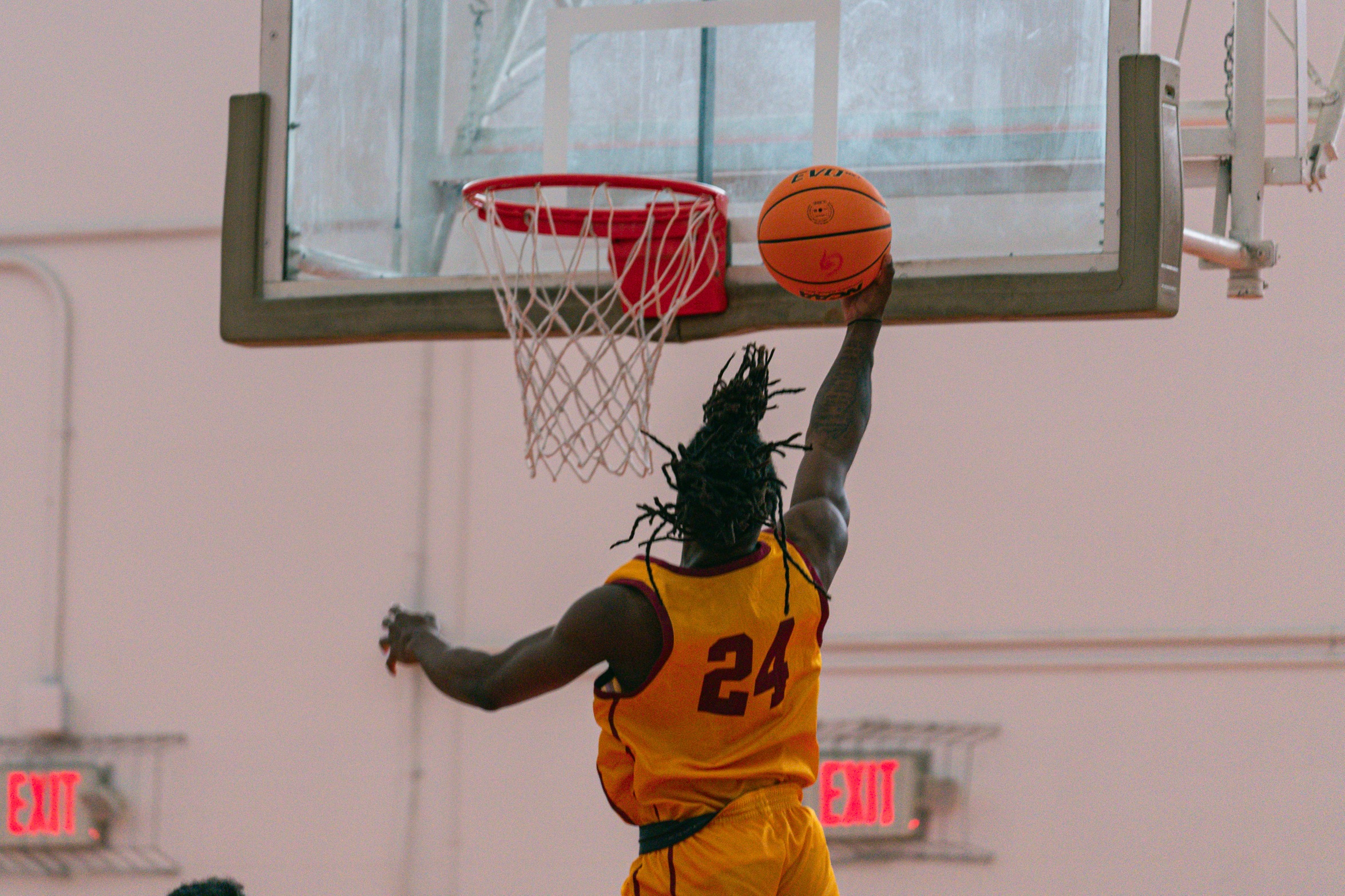 Late Push Falls Short for Vaqueros at Bakersfield