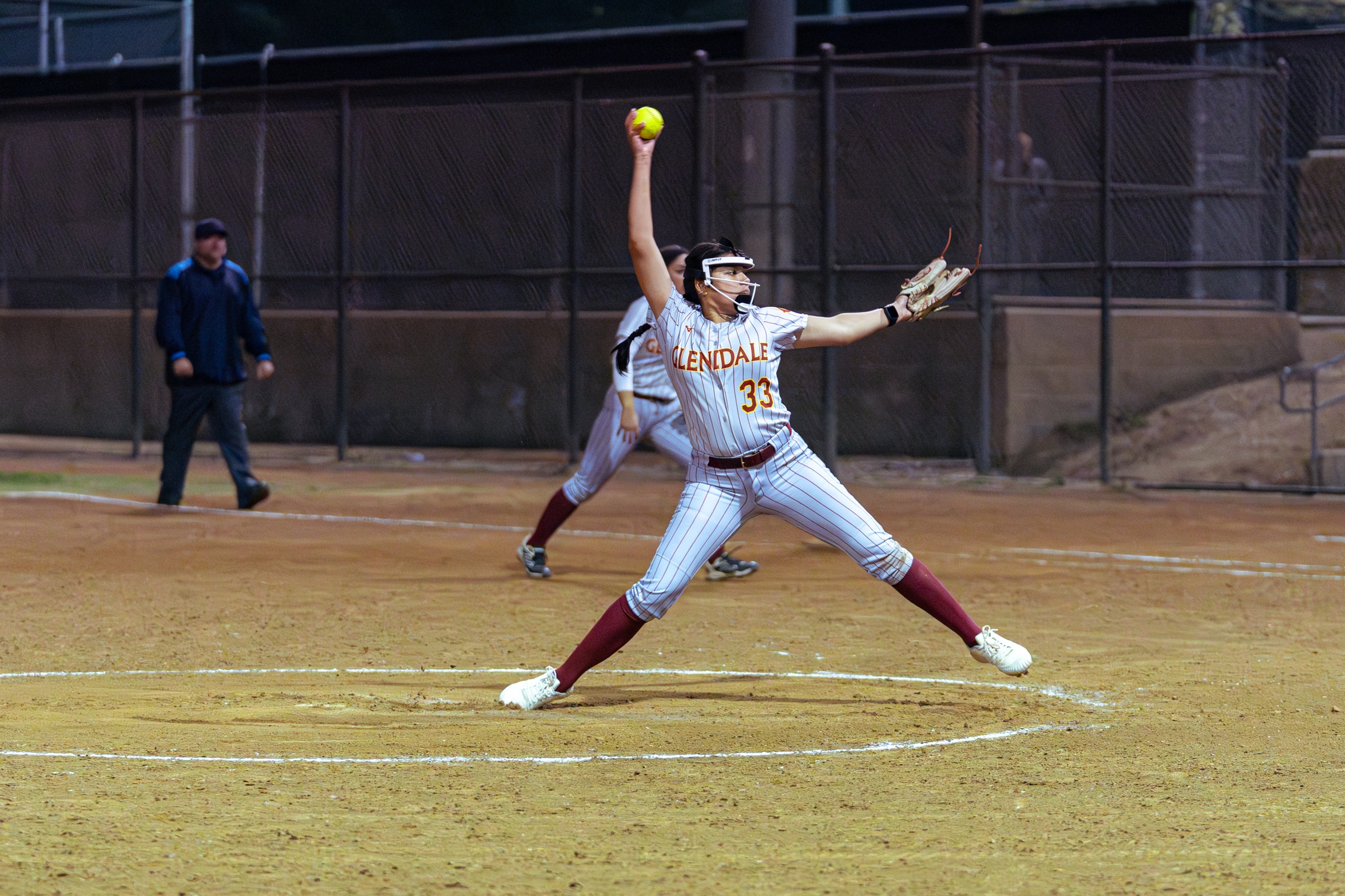 Vaqueros Explode for 20 in Run-Rule Win Over Redwoods